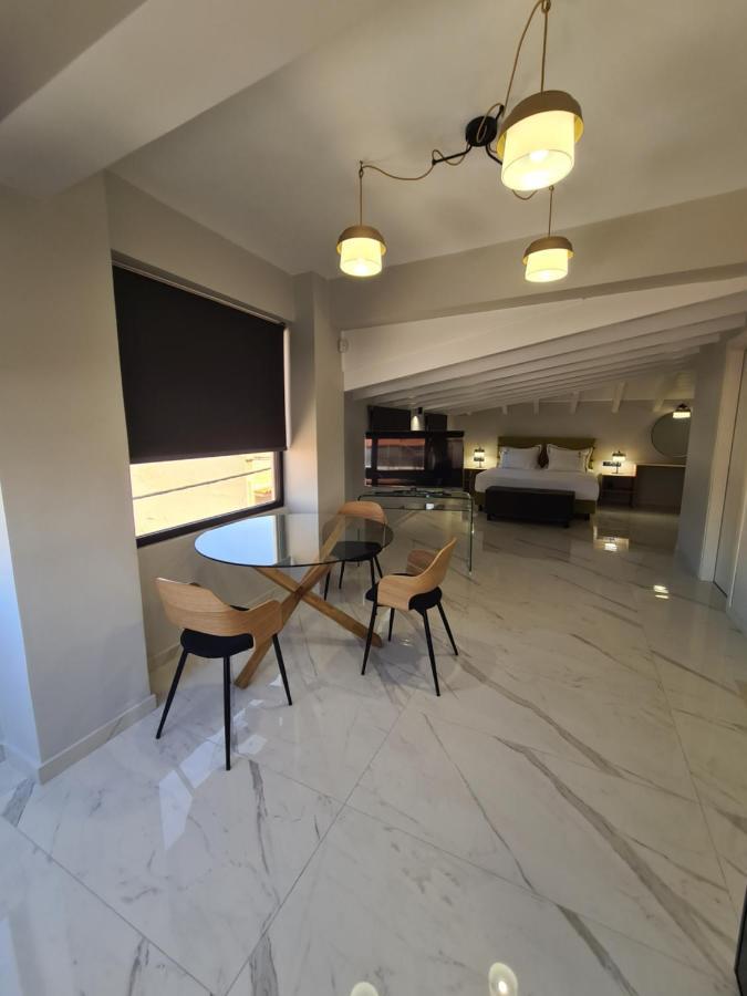 Ilia'S Luxury Suites - Adults Only Xylokastro Exterior foto